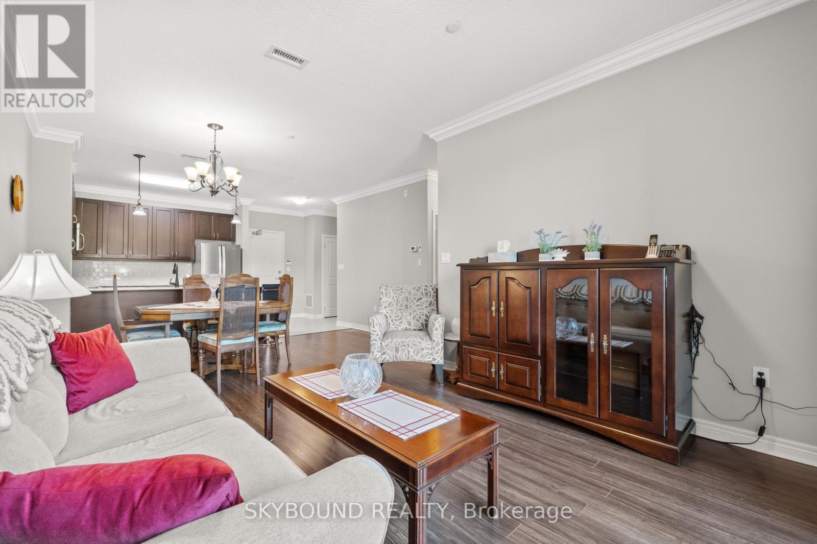 112 - 33 Whitmer Street, Milton, Ontario  L9T 8P9 - Photo 10 - W12295942