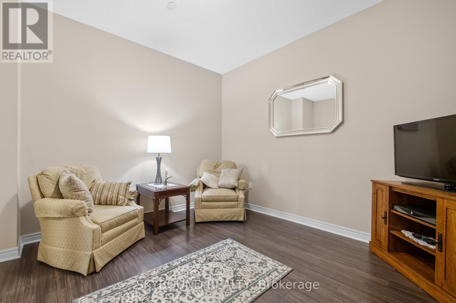112 - 33 Whitmer Street, Milton, Ontario  L9T 8P9 - Photo 25 - W12295942