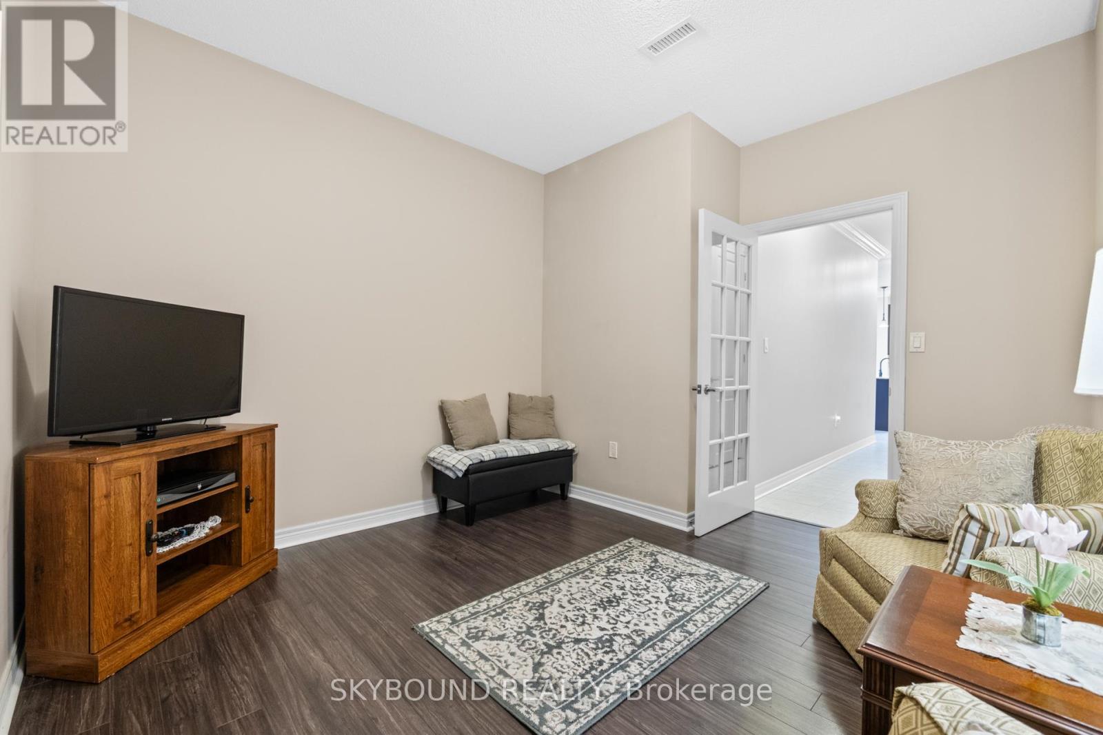 112 - 33 Whitmer Street, Milton, Ontario  L9T 8P9 - Photo 24 - W12295942