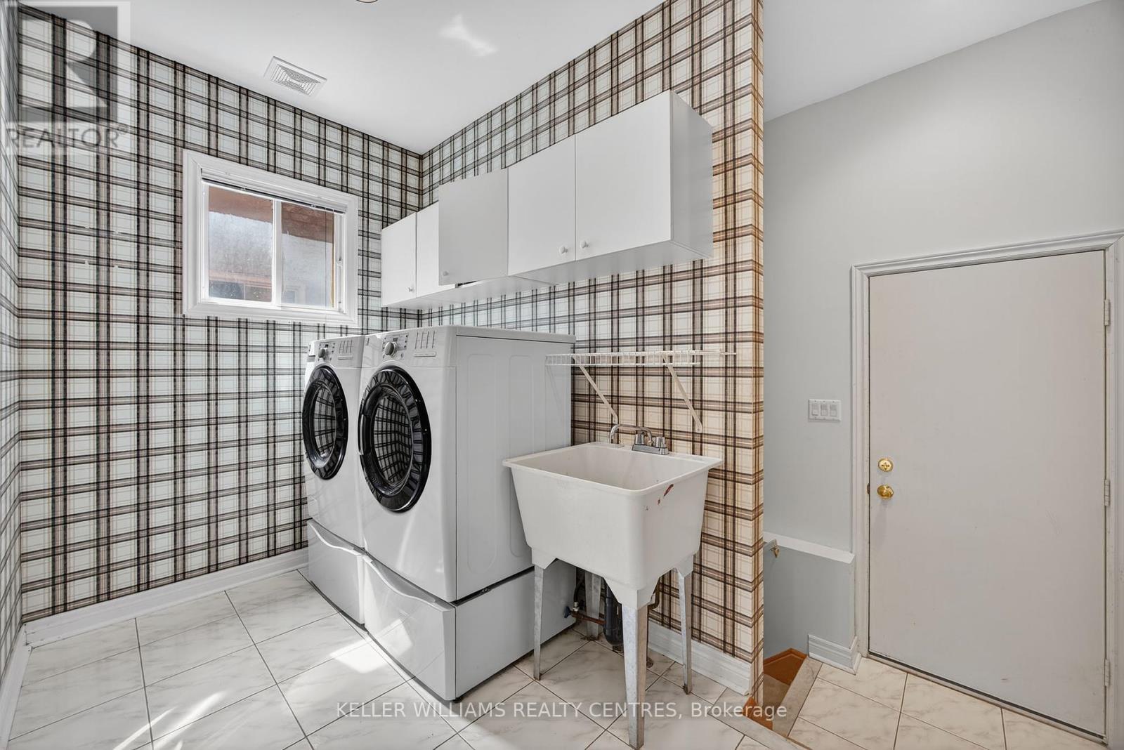 591 Plantation Gate, Newmarket, Ontario  L3X 2C2 - Photo 24 - N12351896