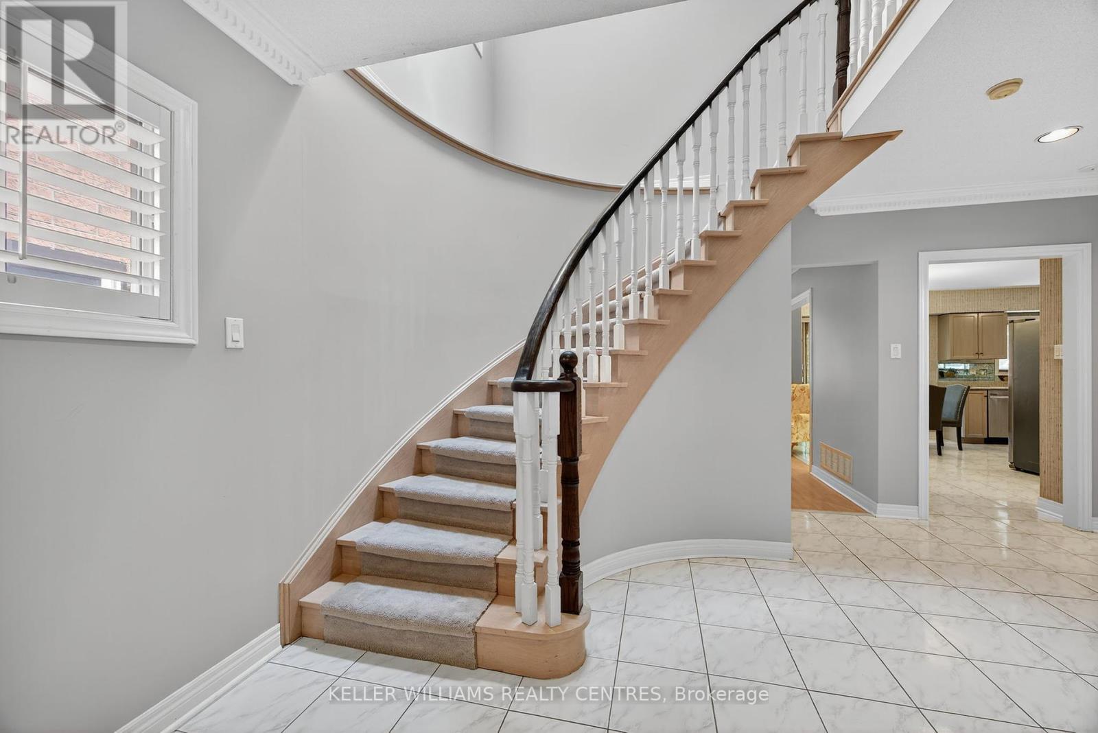 591 Plantation Gate, Newmarket, Ontario  L3X 2C2 - Photo 25 - N12351896
