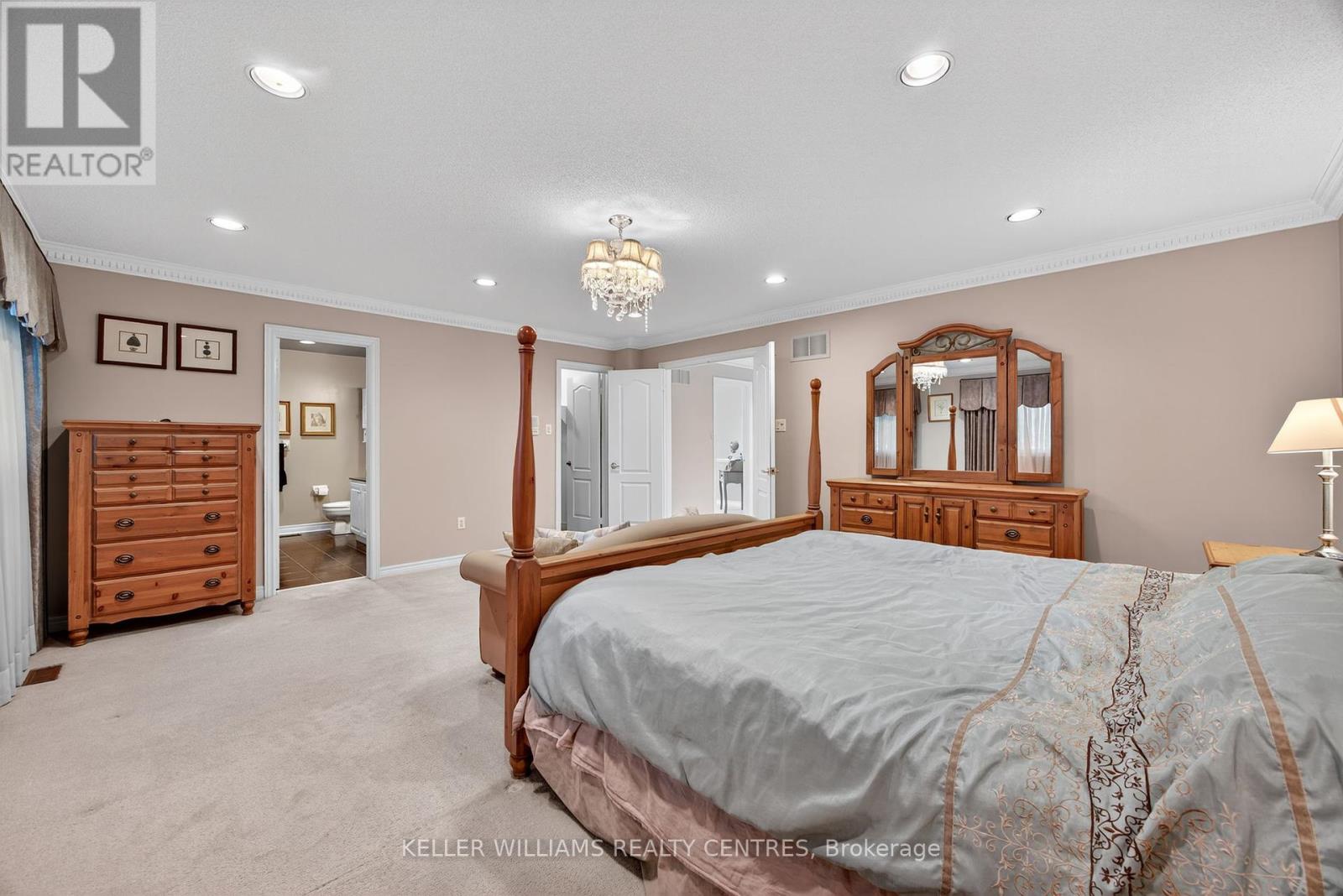 591 Plantation Gate, Newmarket, Ontario  L3X 2C2 - Photo 29 - N12351896