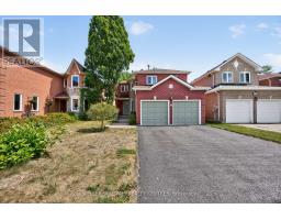 591 PLANTATION GATE, Newmarket, Ontario