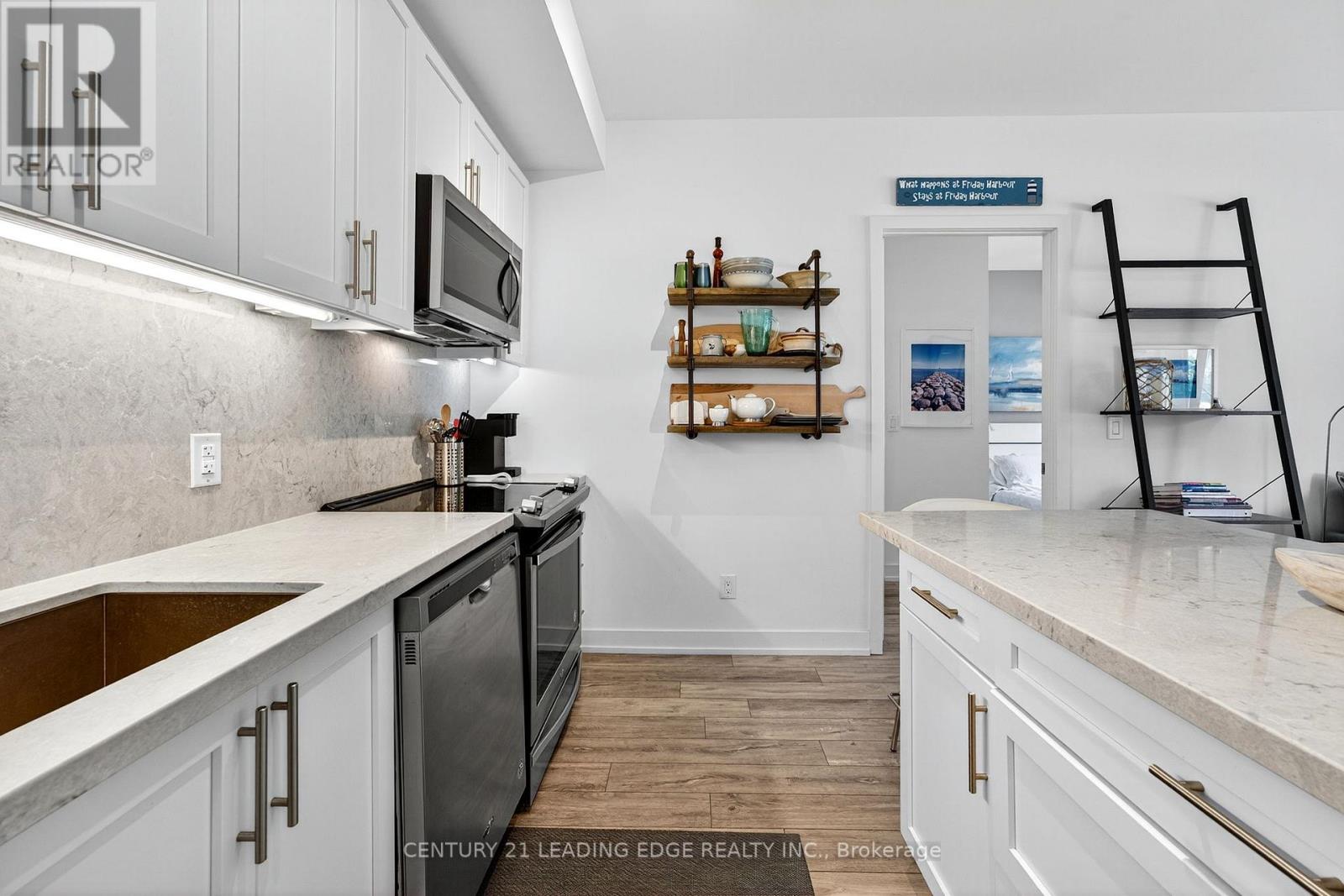 D120 - 333 Sea Ray Avenue, Innisfil, Ontario  L9S 0M3 - Photo 4 - N12351903