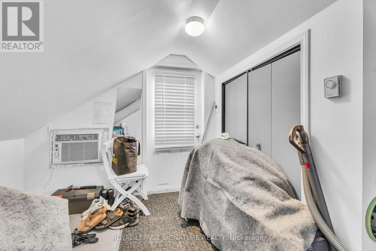 2295 Belyea Street, Oakville, Ontario  L6L 1N7 - Photo 35 - W12326205