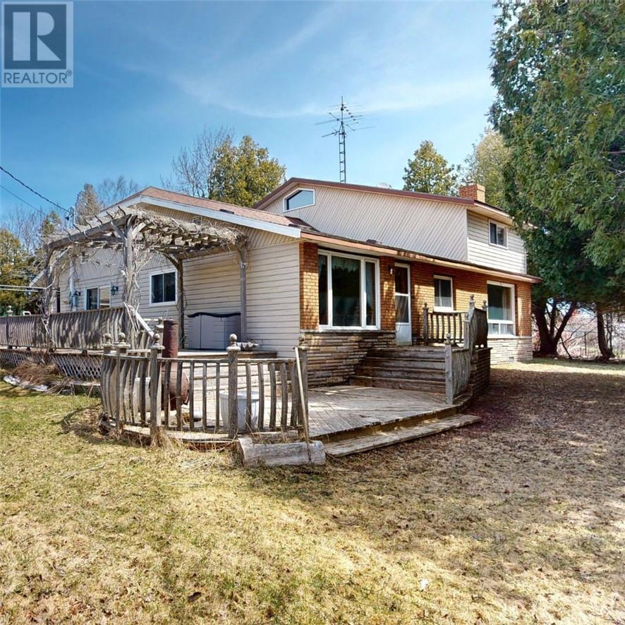 56 Water Street, South Bay Mouth, Ontario  P0P 1Z0 - Photo 1 - 2121944