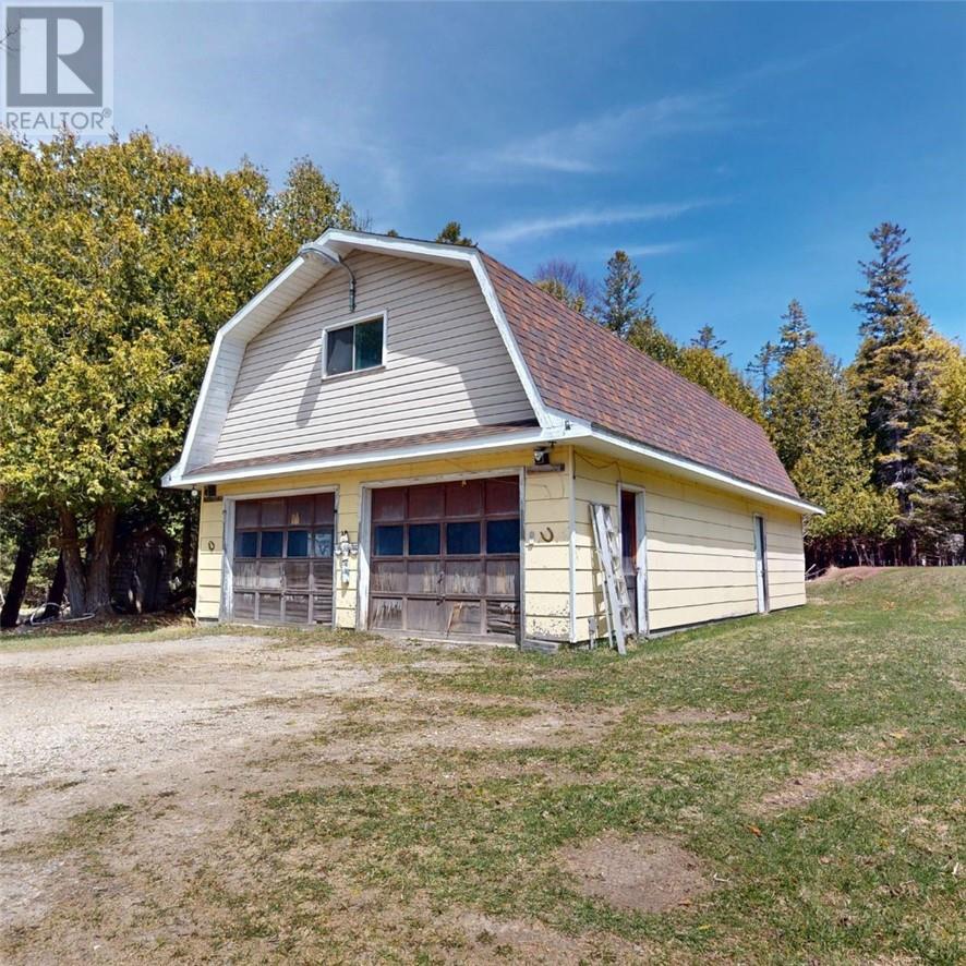 56 Water Street, South Bay Mouth, Ontario  P0P 1Z0 - Photo 3 - 2121944