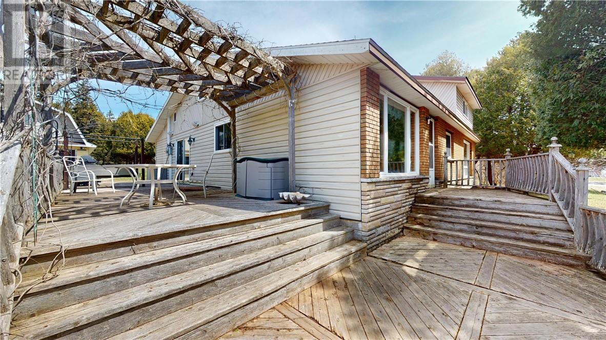 56 Water Street, South Bay Mouth, Ontario  P0P 1Z0 - Photo 5 - 2121944