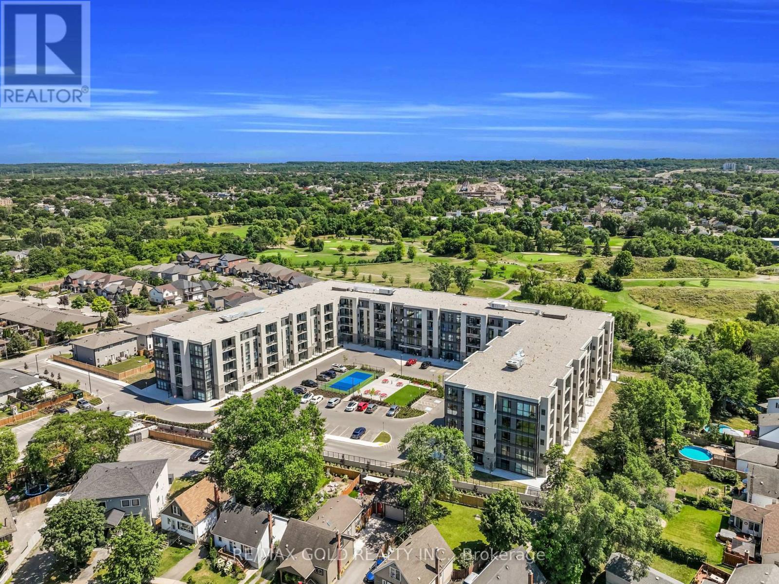 130 - 50 Herrick Avenue, St. Catharines, Ontario  L2P 0G3 - Photo 3 - X12298306