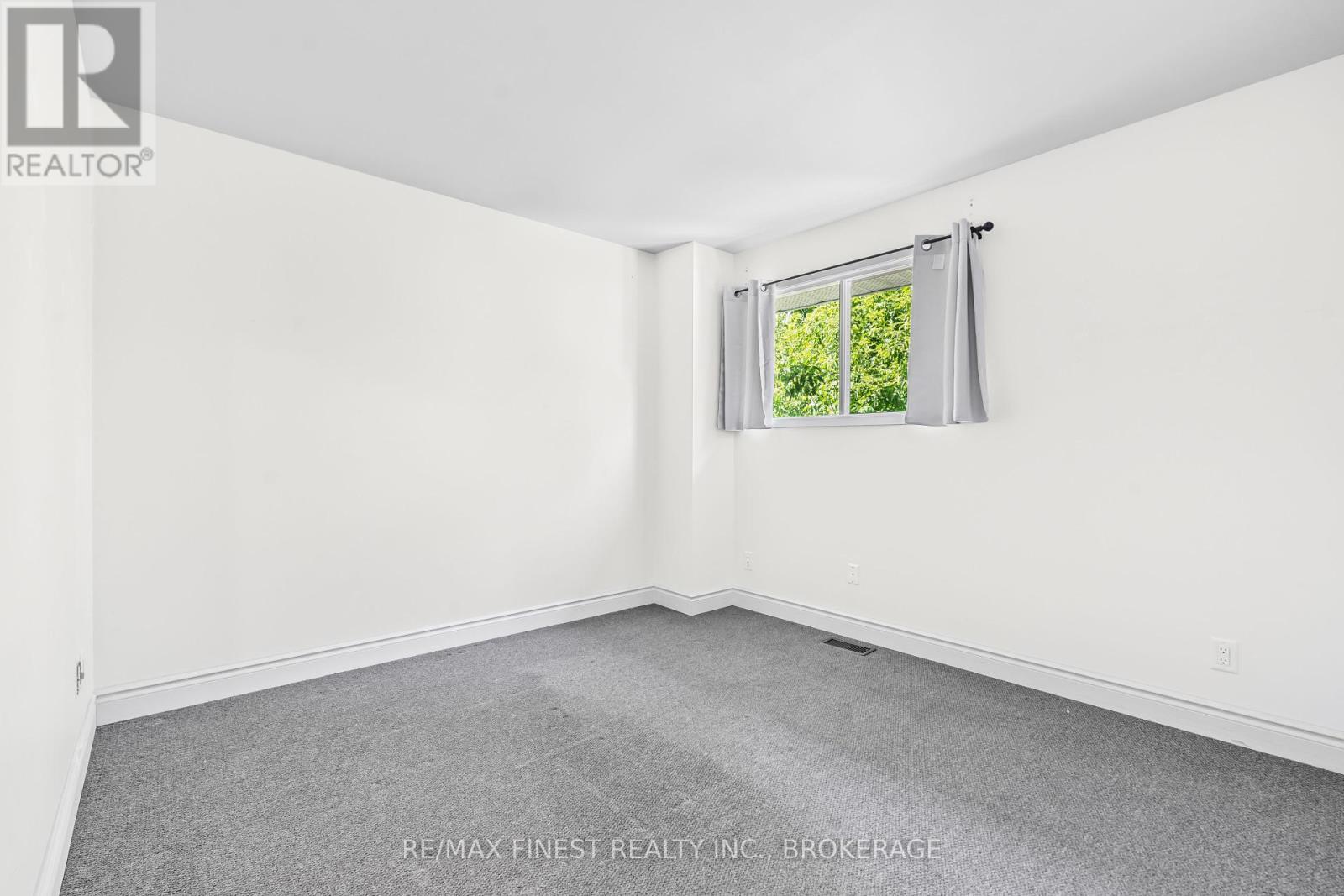 347 Kingsdale Avenue, Kingston, Ontario  K7M 7Z1 - Photo 20 - X12351939