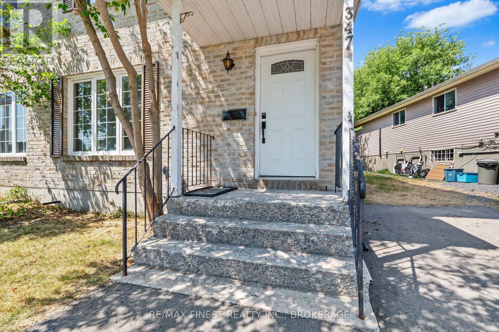 Property at 347 KINGSDALE AVENUE image 4