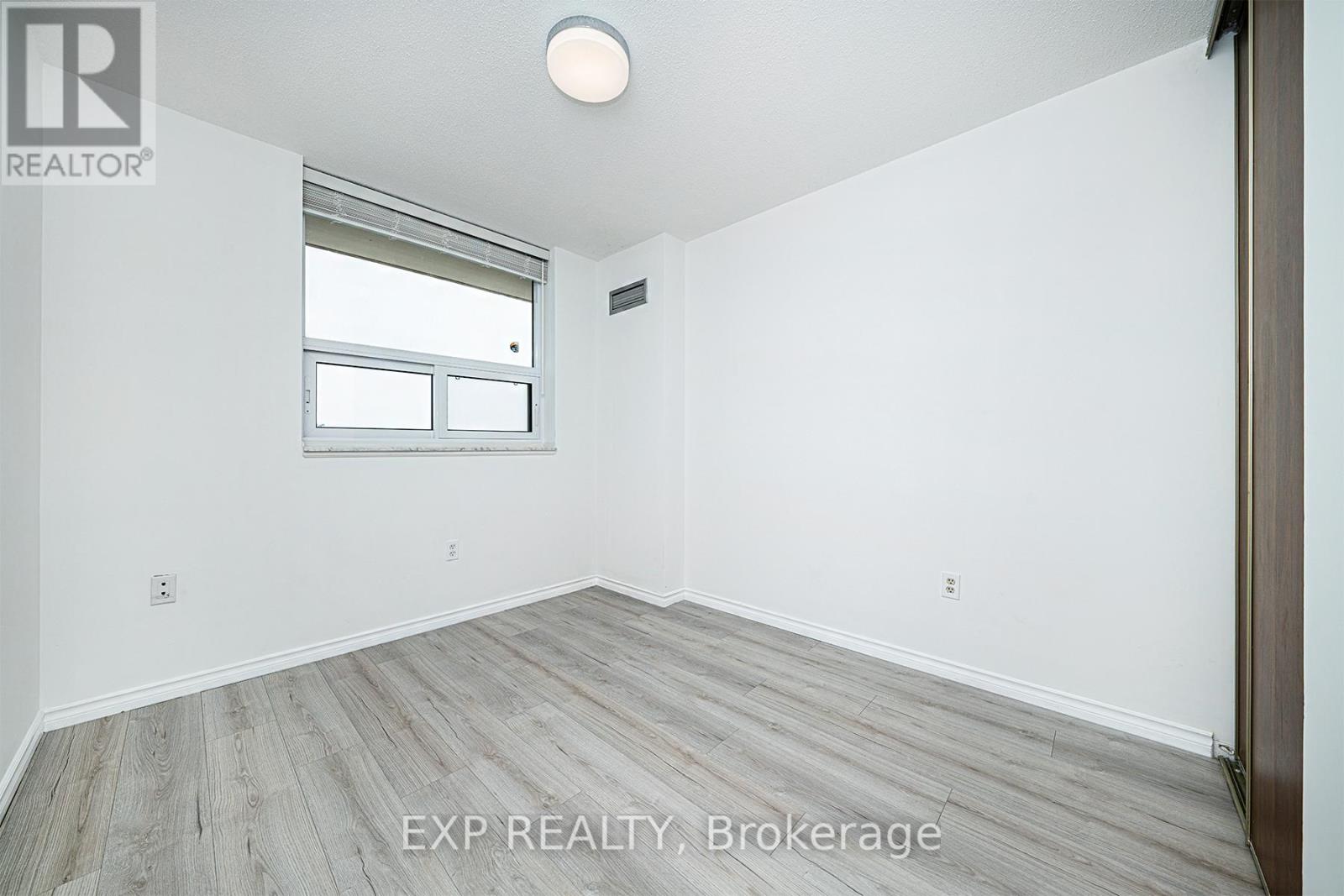 512 - 3 Lisa Street, Brampton, Ontario L6T 4A2 - Photo 21 - W12351885