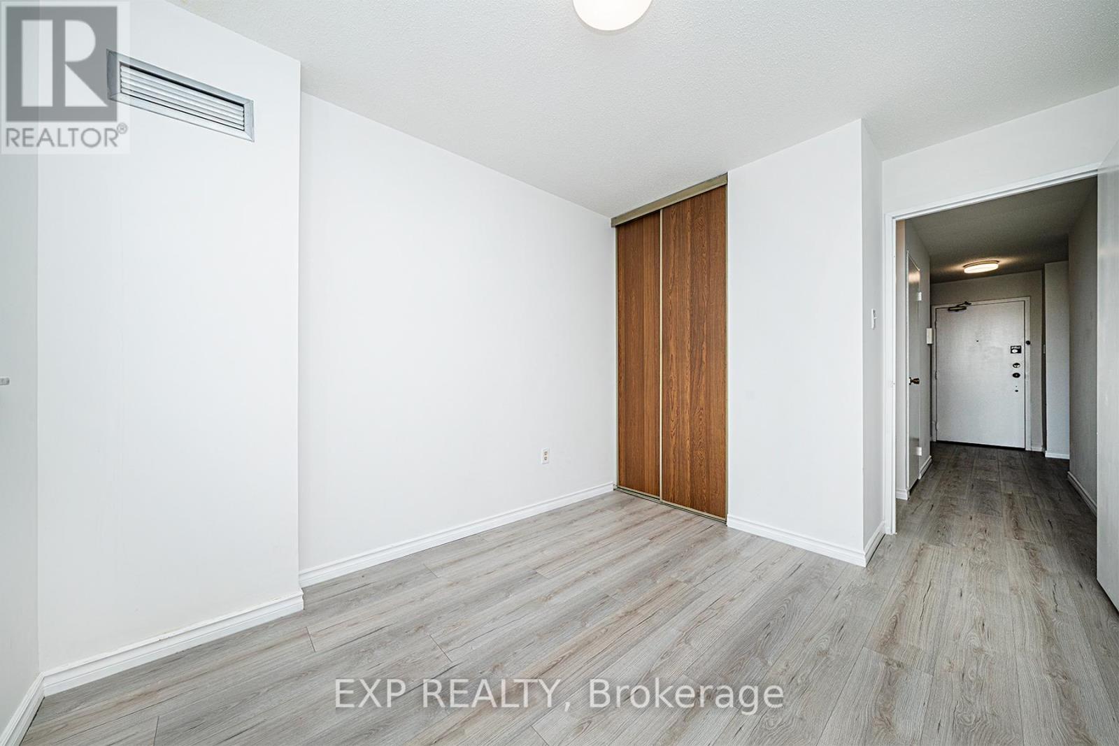 512 - 3 Lisa Street, Brampton, Ontario L6T 4A2 - Photo 22 - W12351885