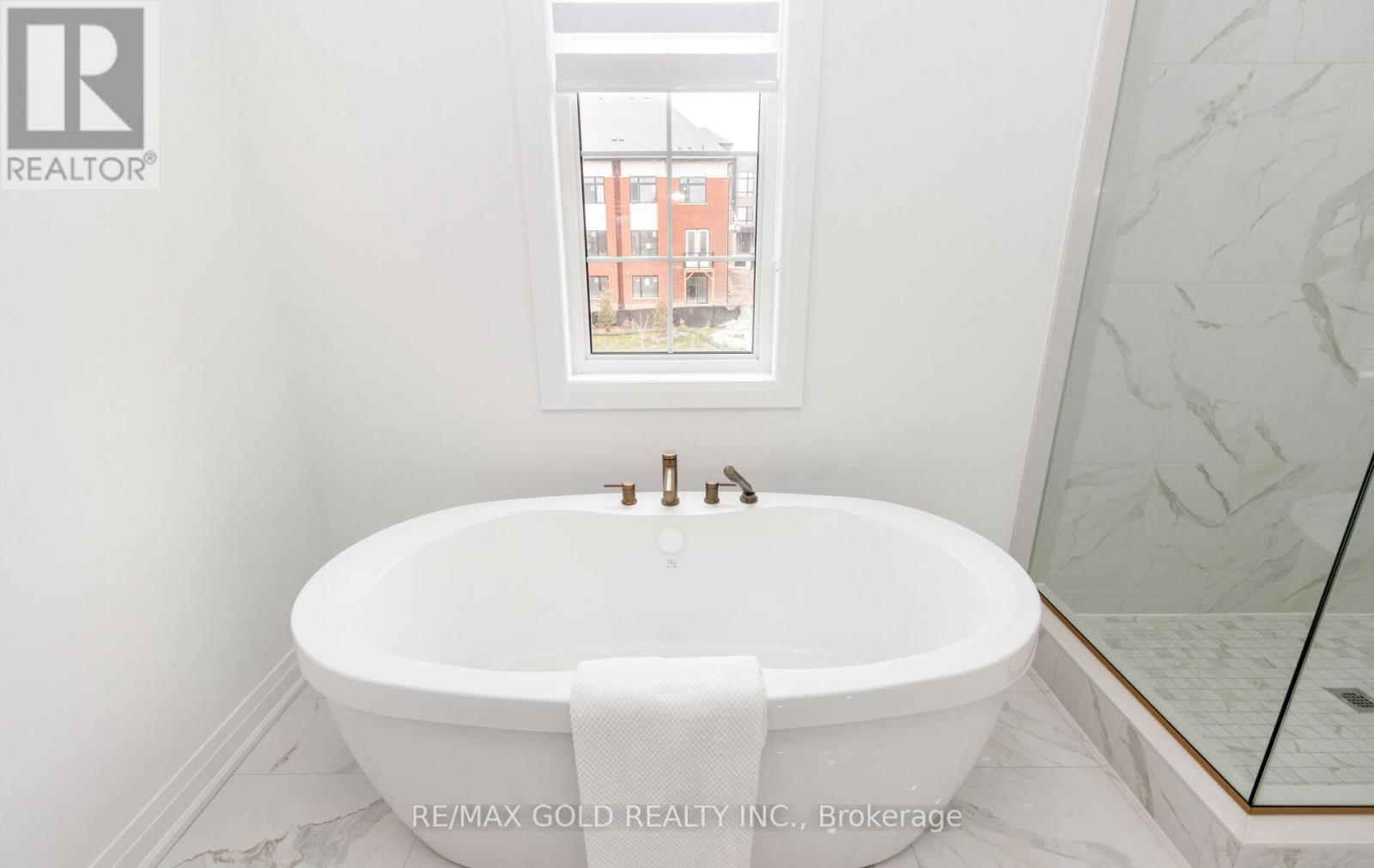 1364 Aymond Crescent, Oakville, Ontario  L6H 7W9 - Photo 29 - W12317460