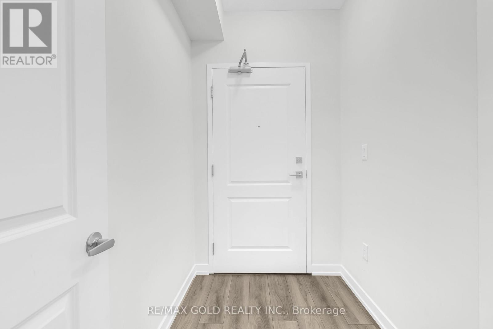 402 - 460 Dundas Street E, Hamilton, Ontario  L8B 2A5 - Photo 9 - X12344206