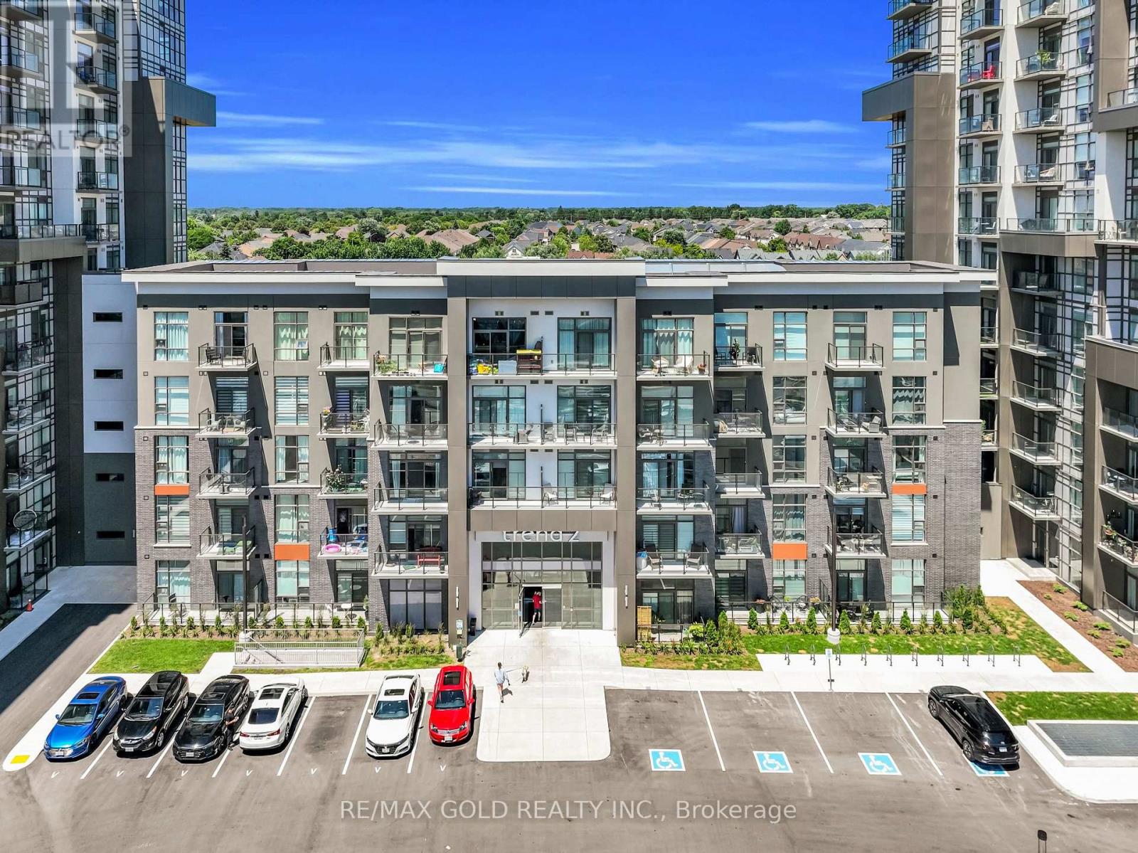 402 - 460 Dundas Street E, Hamilton, Ontario  L8B 2A5 - Photo 4 - X12344206