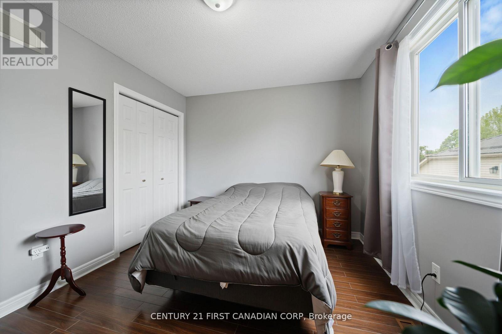 475 Exmouth Circle, London East, Ontario  N5V 5G5 - Photo 25 - X12352113