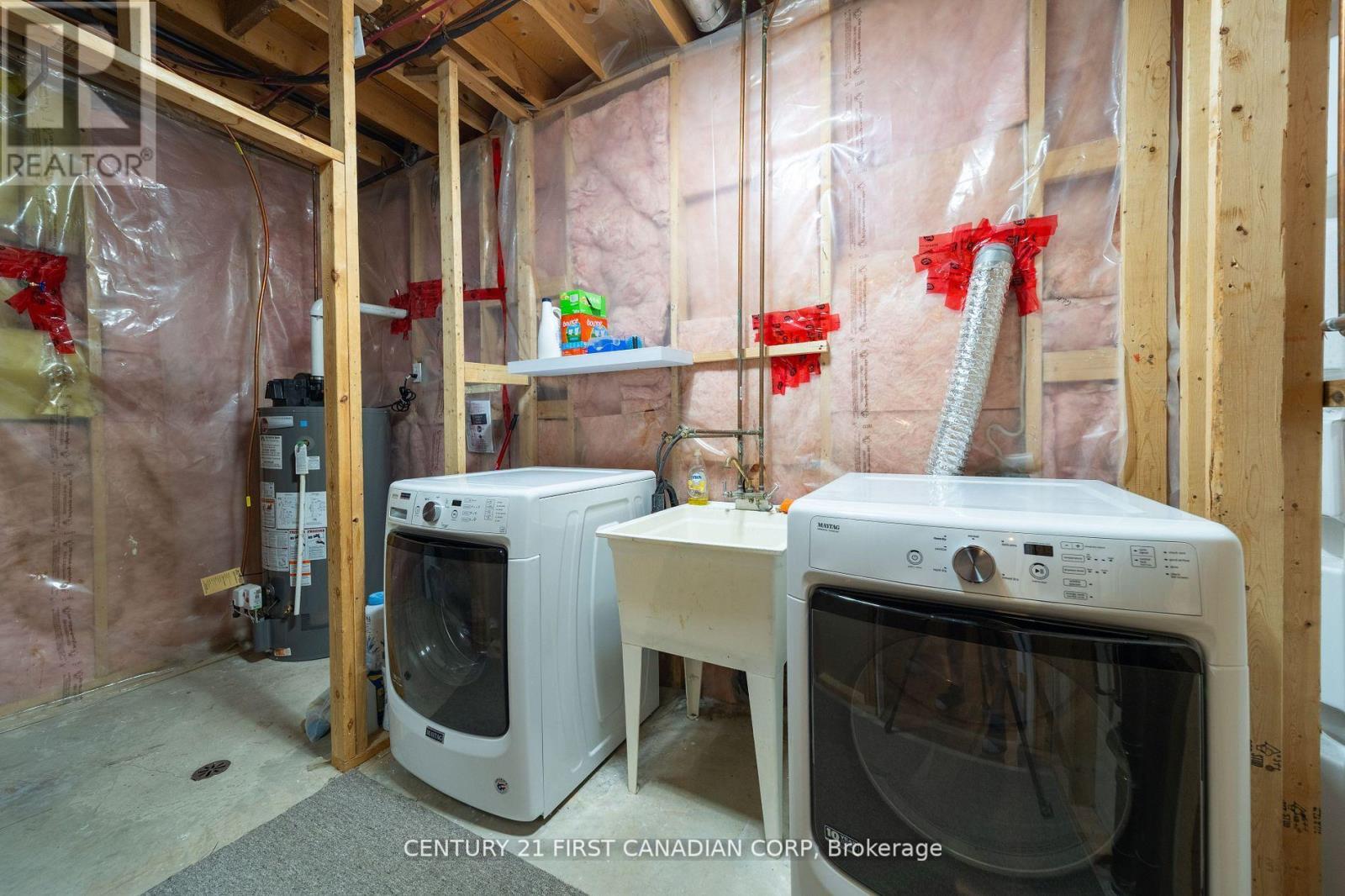 475 Exmouth Circle, London East, Ontario  N5V 5G5 - Photo 36 - X12352113