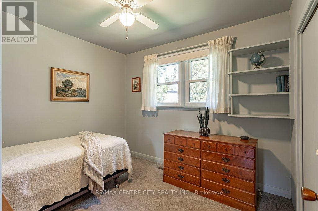 6792 Beattie Street, London South, Ontario  N6P 1A7 - Photo 11 - X12352118