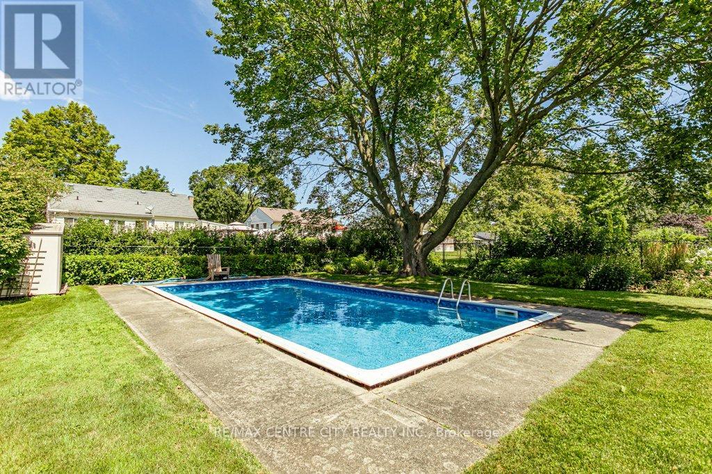 6792 Beattie Street, London South, Ontario  N6P 1A7 - Photo 21 - X12352118