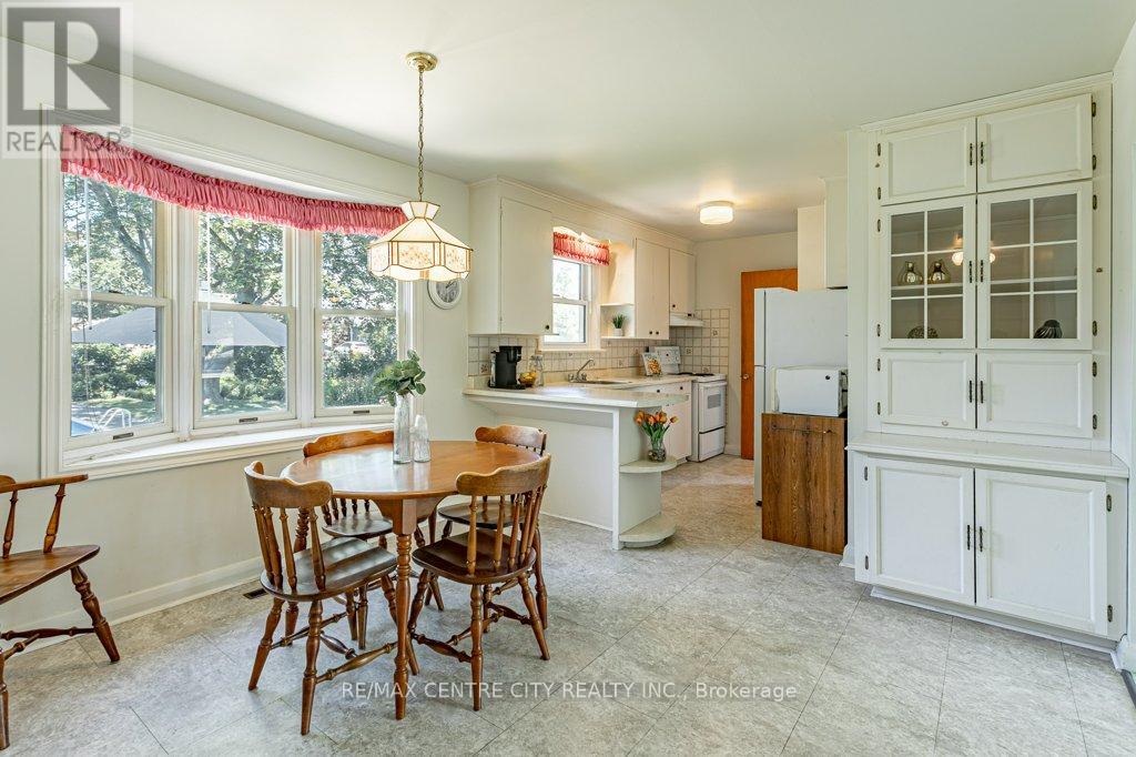 6792 Beattie Street, London South, Ontario  N6P 1A7 - Photo 7 - X12352118