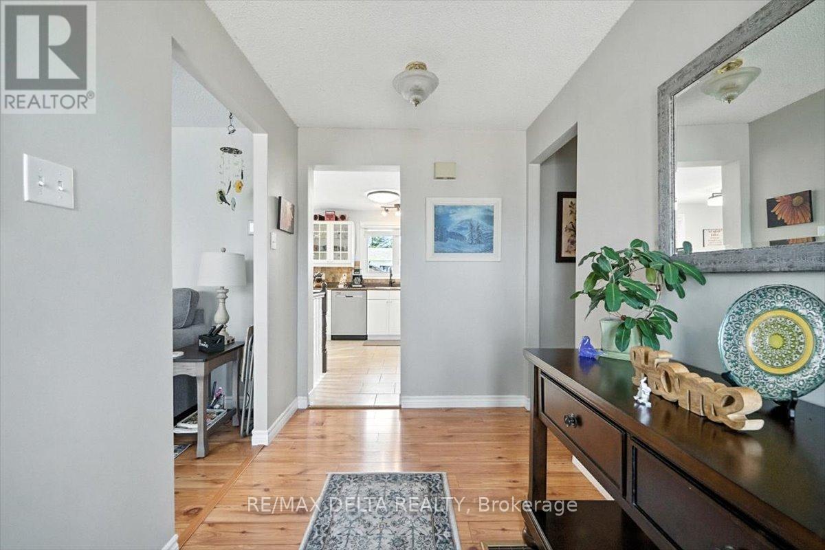 444 Gilles Street, Clarence-Rockland, Ontario  K4K 1H4 - Photo 6 - X12352003
