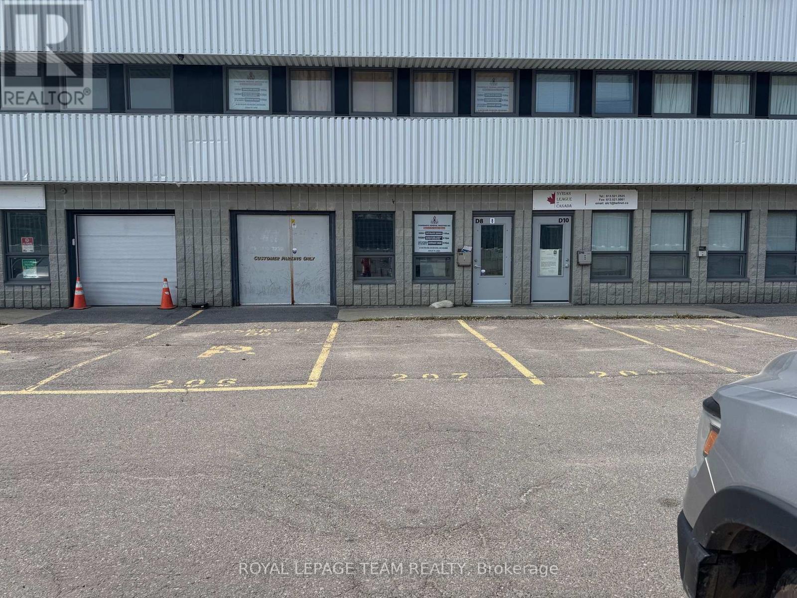 D8 - 2285 ST. LAURENT BOULEVARD, Ottawa, Ontario