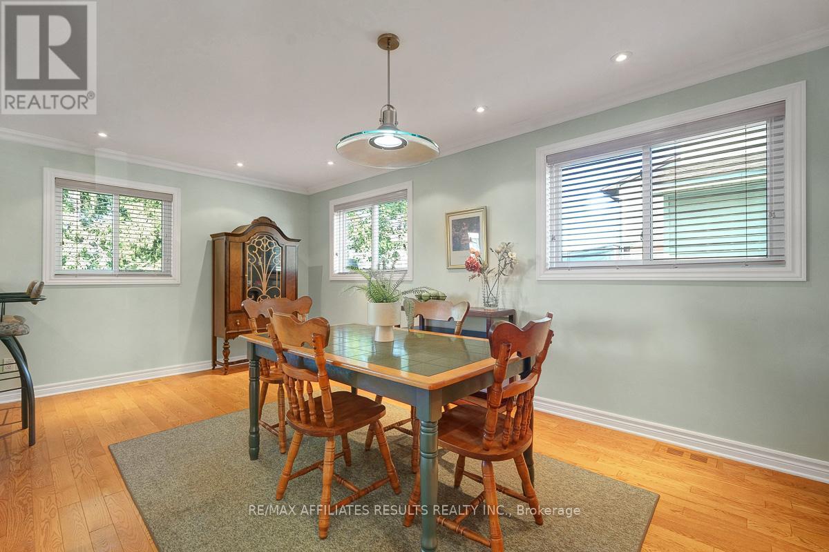 68 Pheasant Run Drive, Ottawa, Ontario  K2J 2R4 - Photo 14 - X12352125