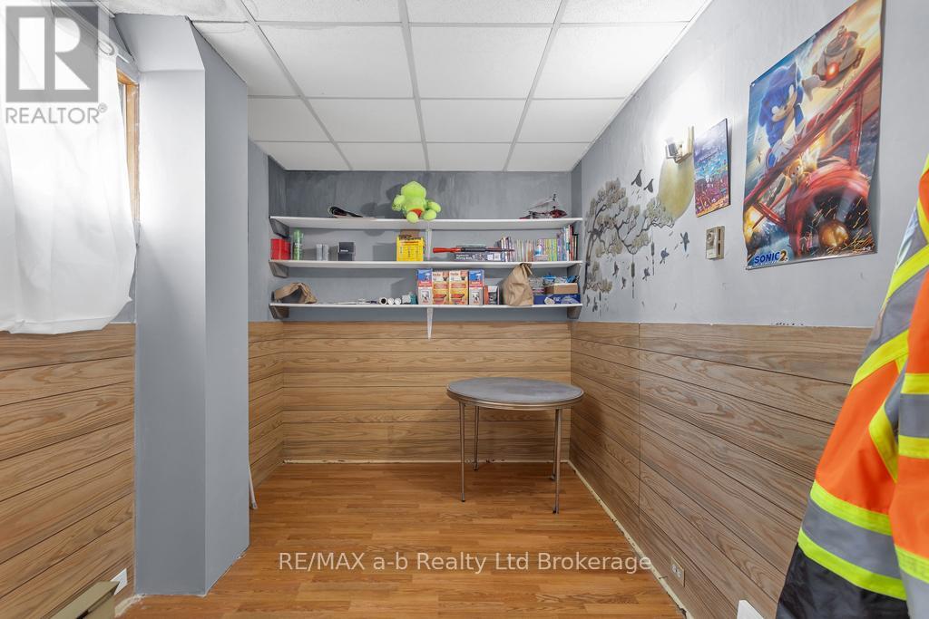 11981 Whittaker Road, Malahide, Ontario  N0L 2J0 - Photo 16 - X12352126