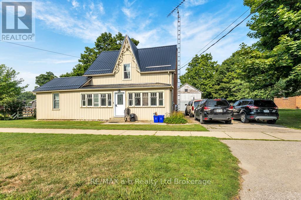 11981 Whittaker Road, Malahide, Ontario  N0L 2J0 - Photo 3 - X12352126