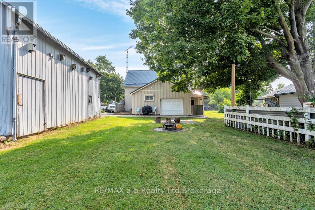 11981 Whittaker Road, Malahide, Ontario  N0L 2J0 - Photo 6 - X12352126