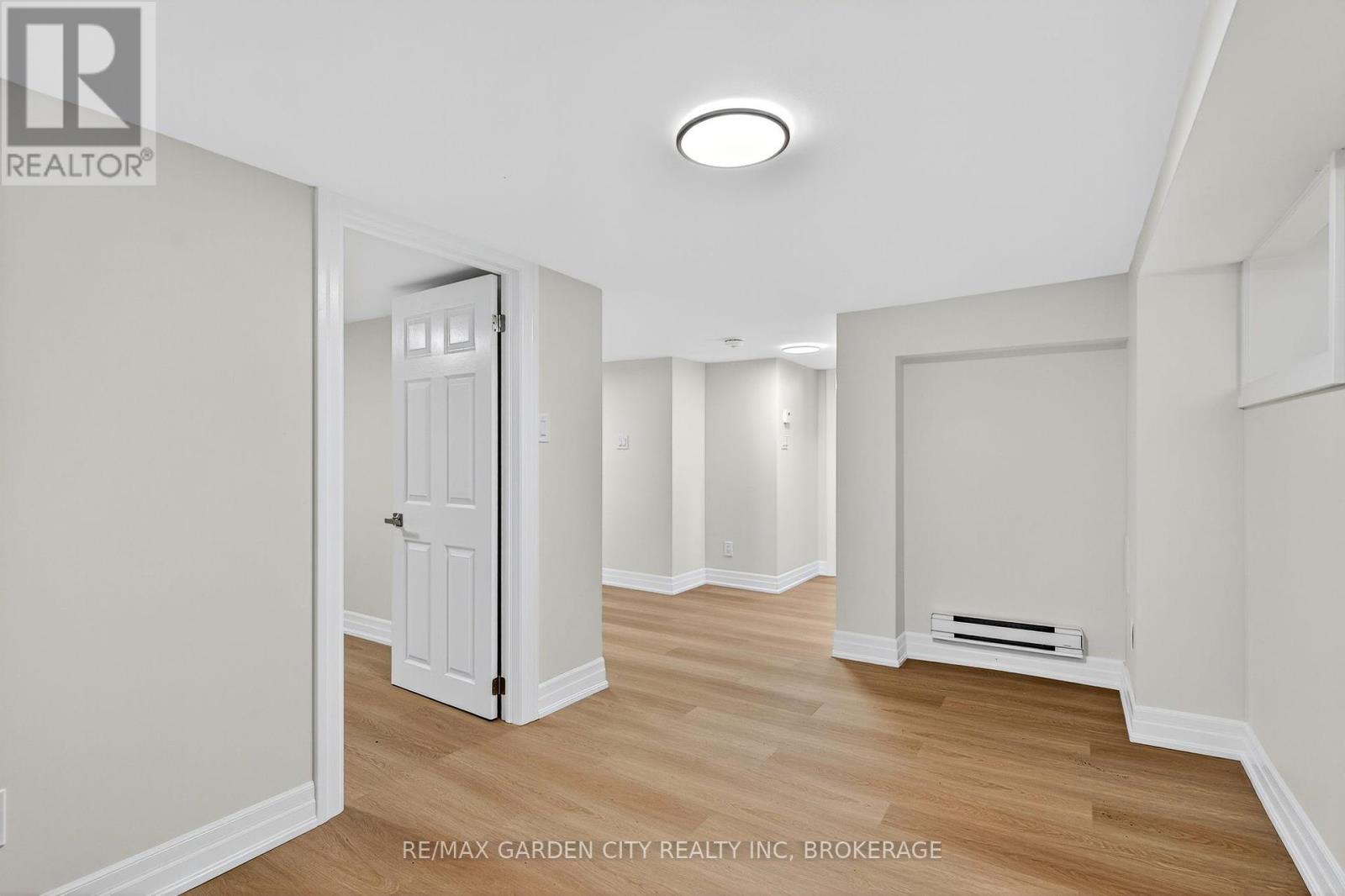 Lower - 104 Carrick Avenue, Hamilton (Stripley), Ontario  L8M 2W6 - Photo 10 - X12352143