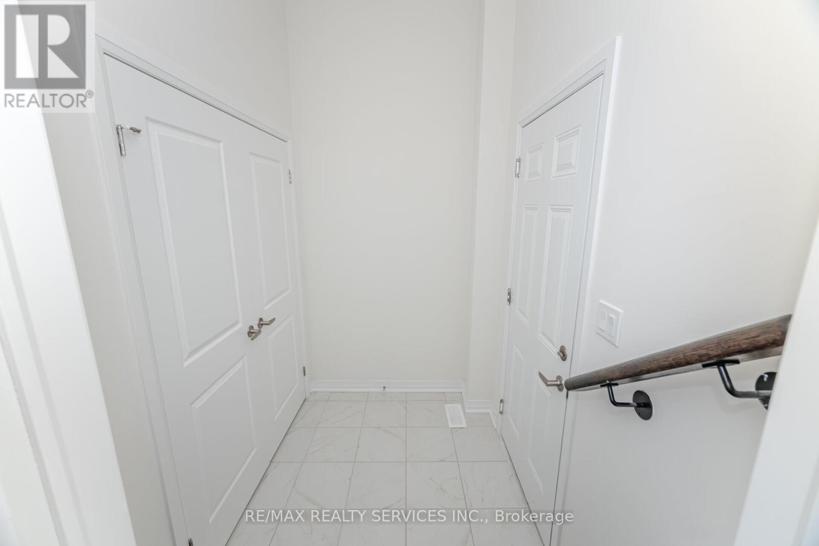 66 Prince Philip Boulevard, North Dumfries, Ontario  N0B 1E0 - Photo 23 - X12348578