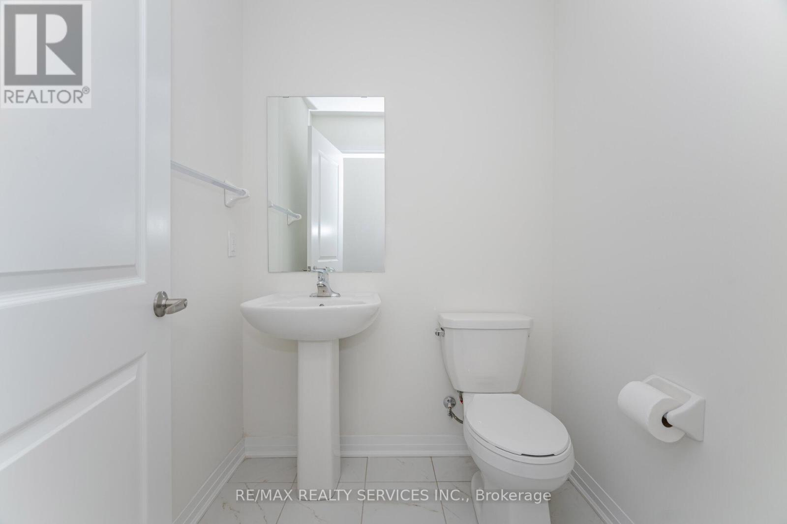 66 Prince Philip Boulevard, North Dumfries, Ontario  N0B 1E0 - Photo 22 - X12348578