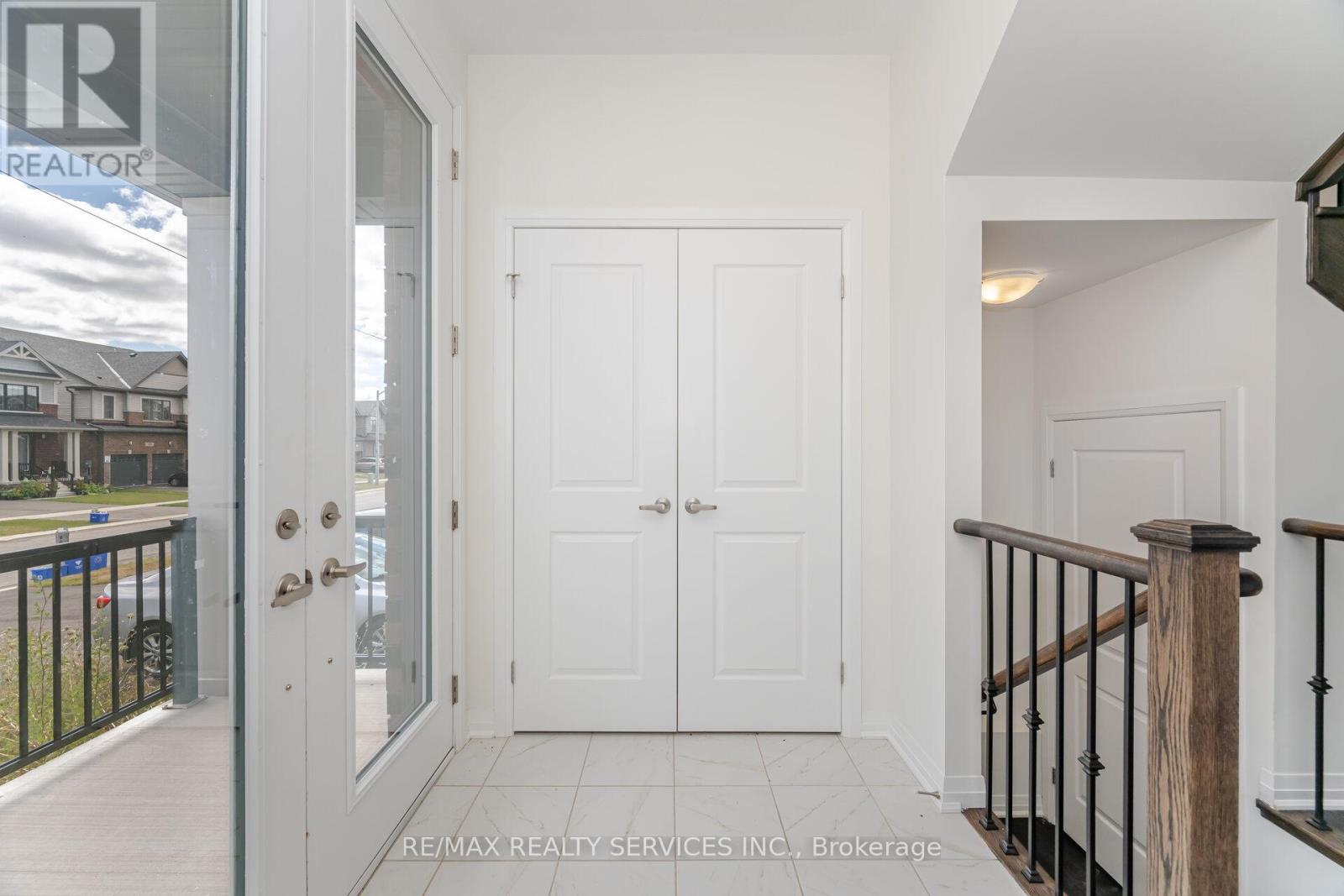 66 Prince Philip Boulevard, North Dumfries, Ontario  N0B 1E0 - Photo 5 - X12348578