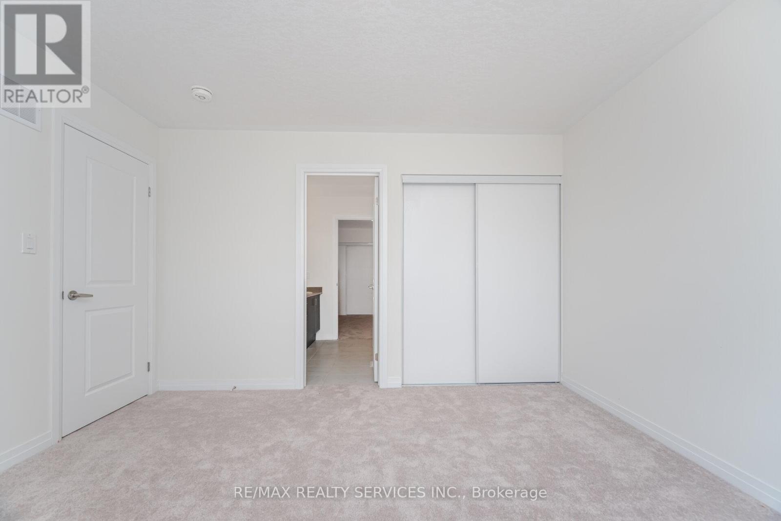 66 Prince Philip Boulevard, North Dumfries, Ontario  N0B 1E0 - Photo 40 - X12348578
