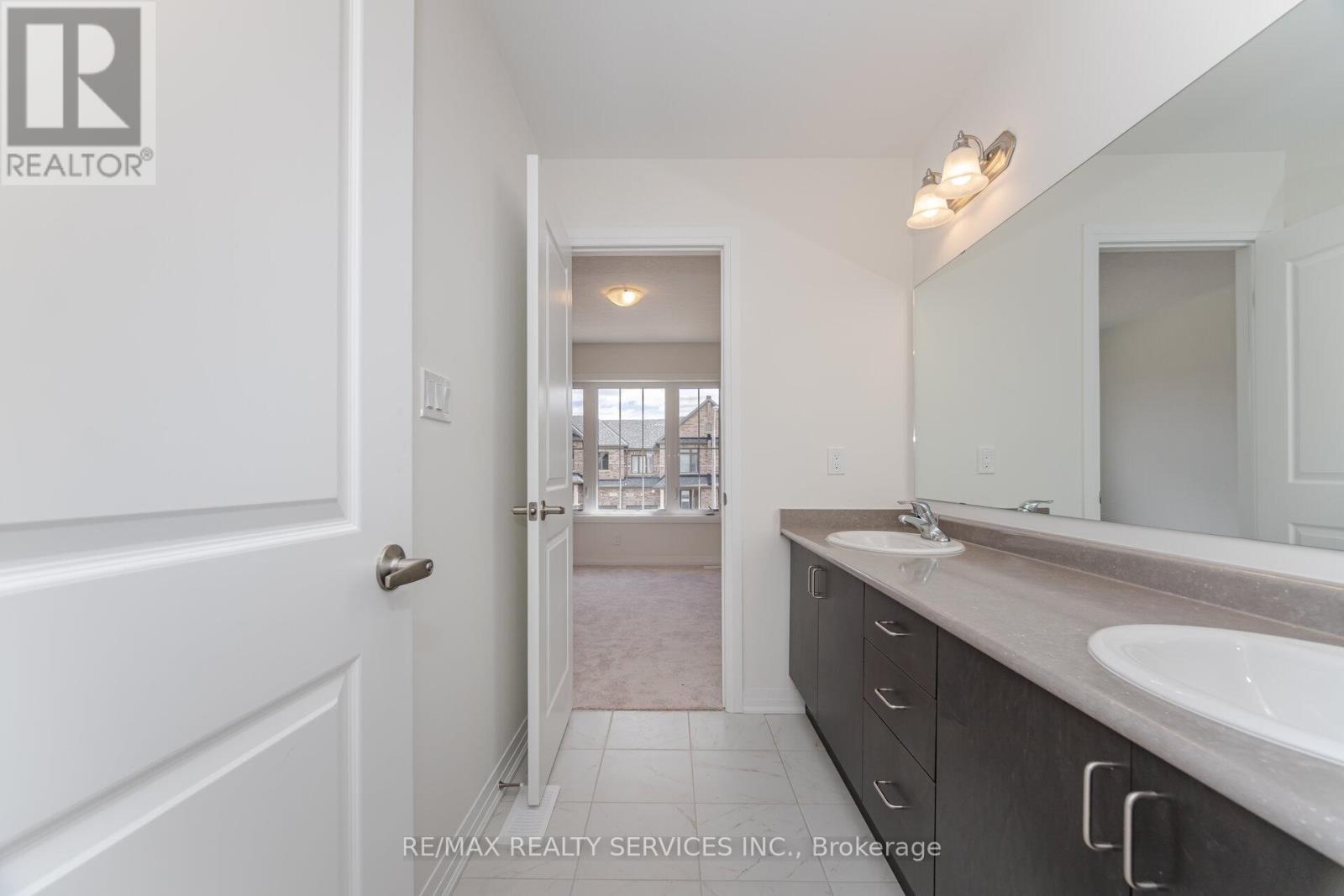 66 Prince Philip Boulevard, North Dumfries, Ontario  N0B 1E0 - Photo 42 - X12348578