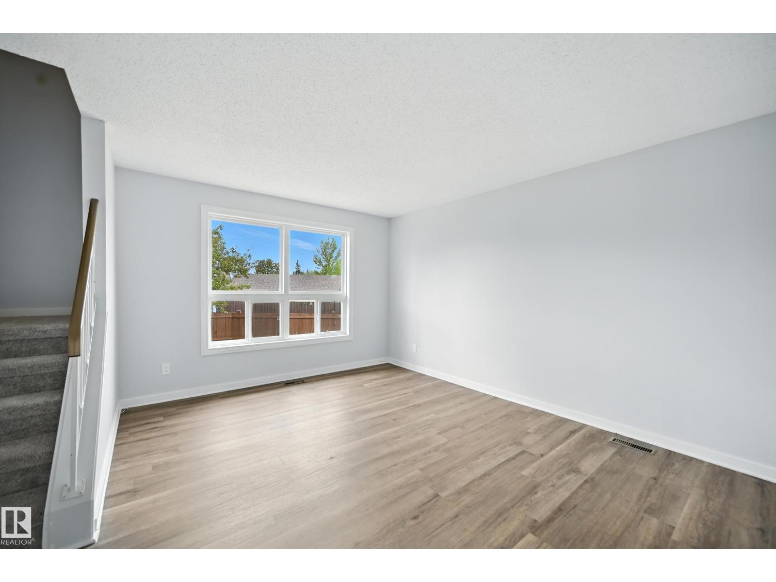 Property at 10333 172 AV NW image 3