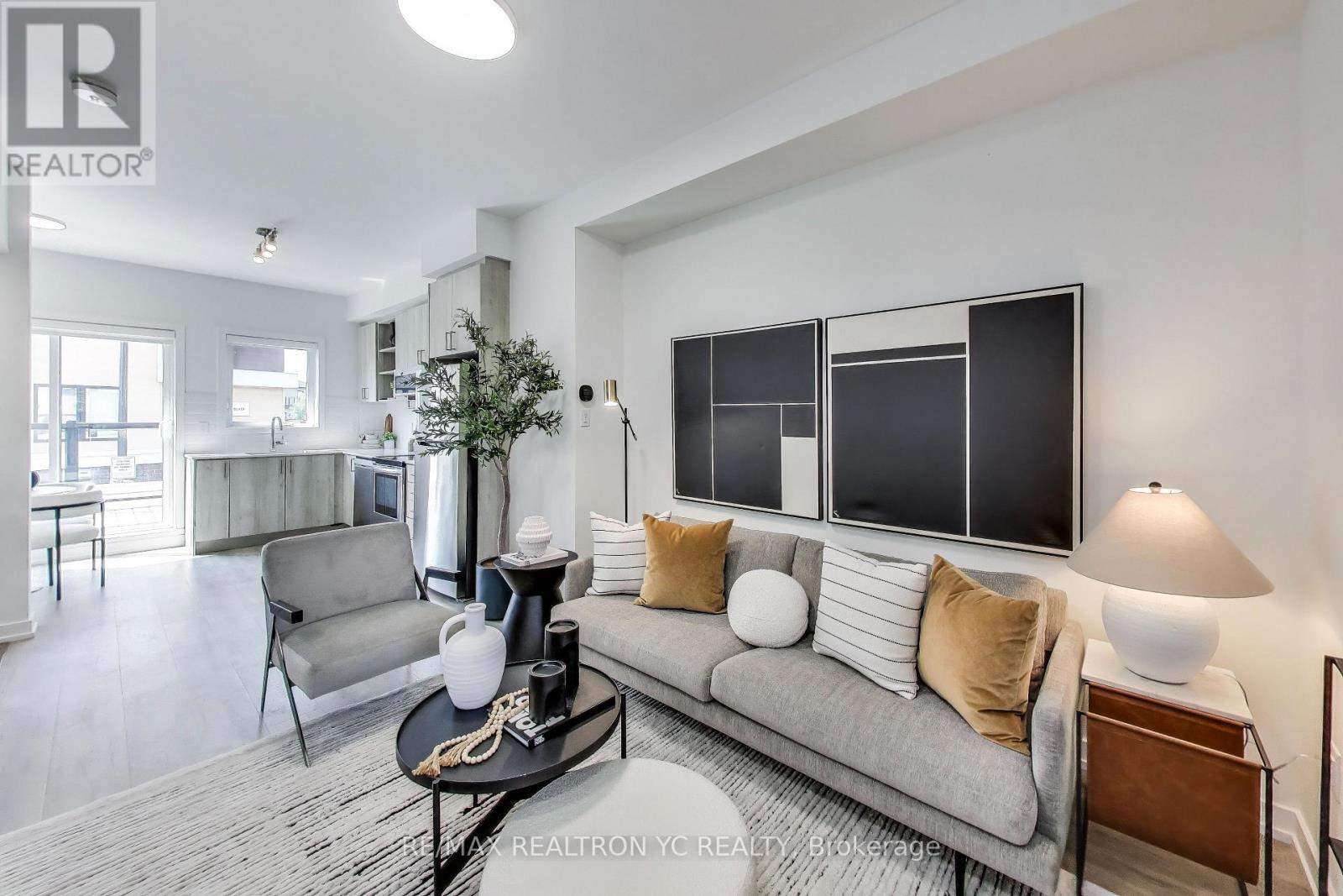 Property at 175 DOWNSVIEW PARK BOULEVARD image 1