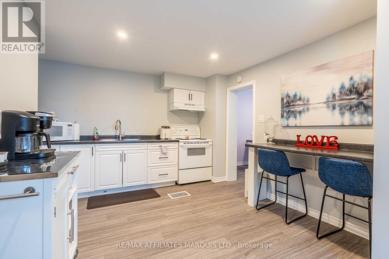 115 Louisa Street, Cornwall, Ontario  K6H 4P7 - Photo 8 - X12352073