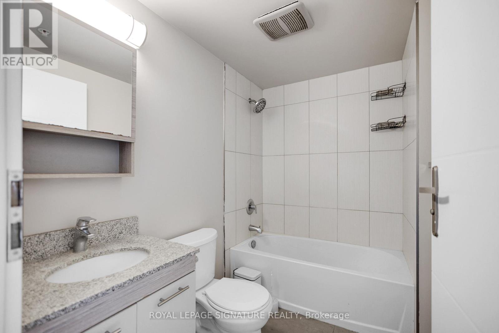 619 - 308 Lester Street, Waterloo, Ontario  N2L 3W6 - Photo 15 - X12351937