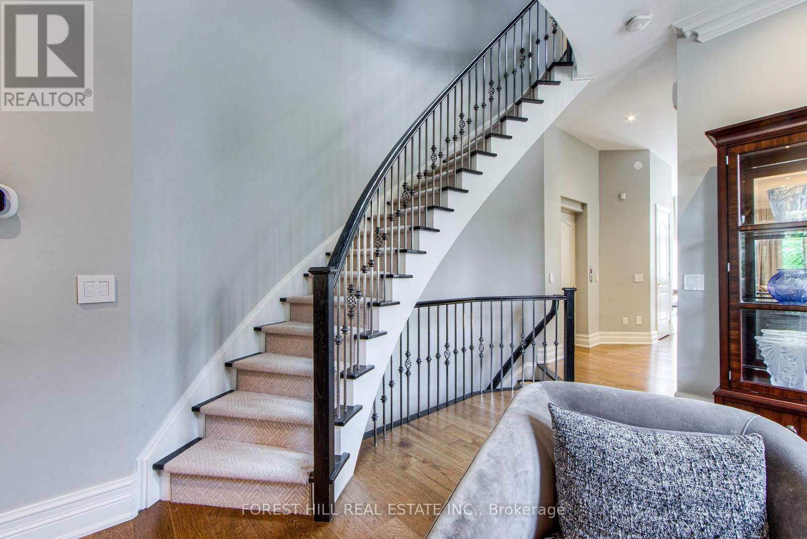 13 - 260 Russell Hill Road, Toronto, Ontario  M4V 2T2 - Photo 14 - C12352101