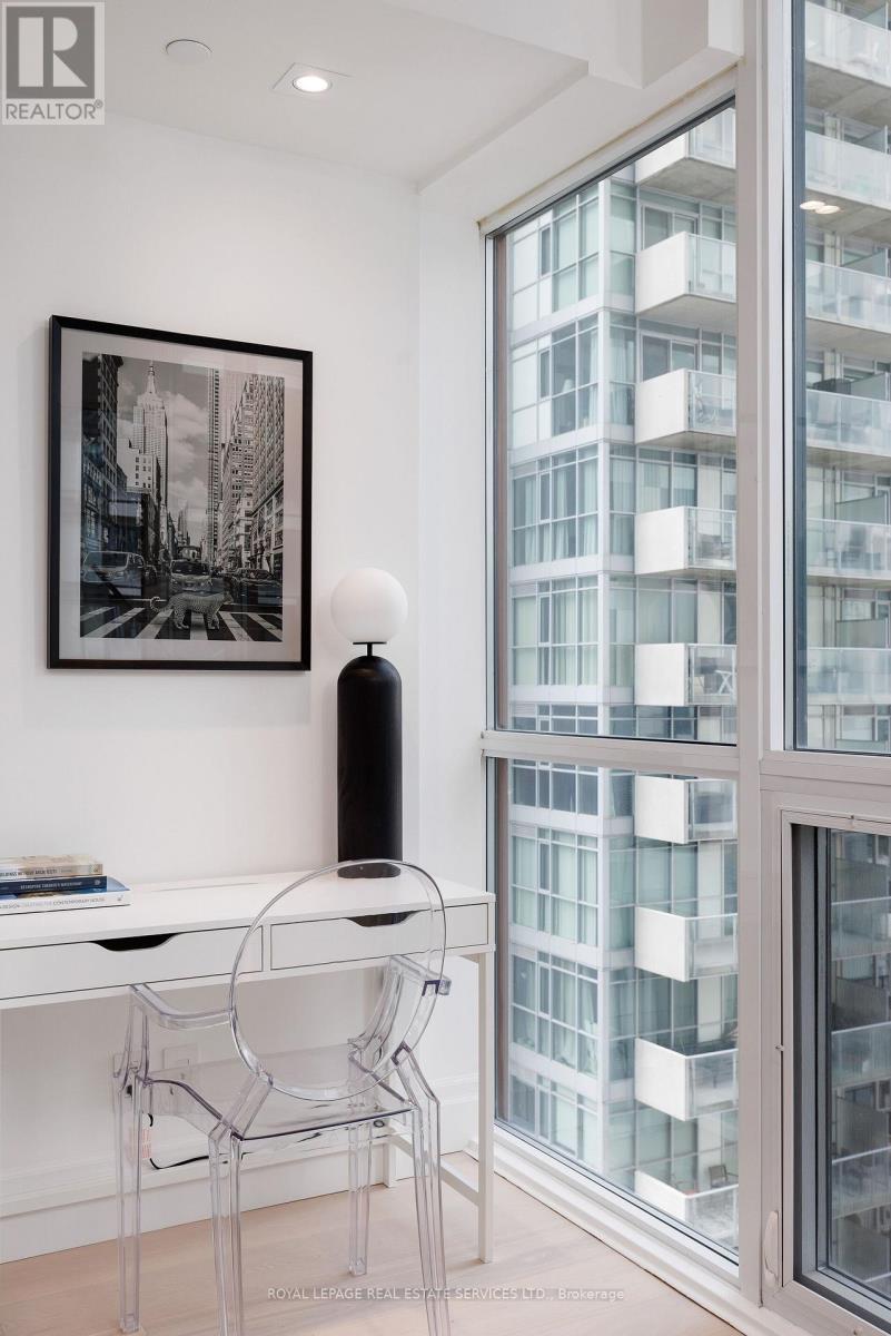 2301 - 88 Blue Jays Way, Toronto, Ontario  M5V 0L7 - Photo 29 - C12352121