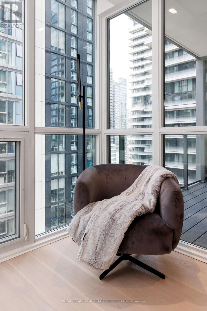 2301 - 88 Blue Jays Way, Toronto, Ontario  M5V 0L7 - Photo 30 - C12352121