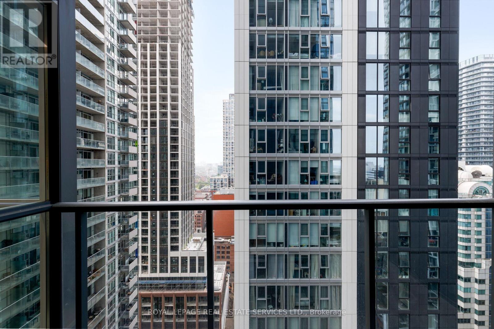2301 - 88 Blue Jays Way, Toronto, Ontario  M5V 0L7 - Photo 34 - C12352121