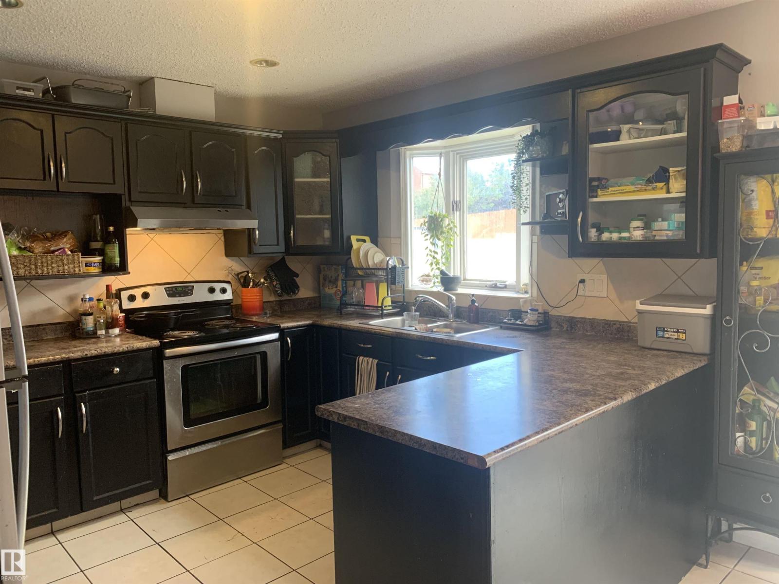 6041 40 Av Nw, Edmonton, Alberta  T6L 3P6 - Photo 14 - E4453623