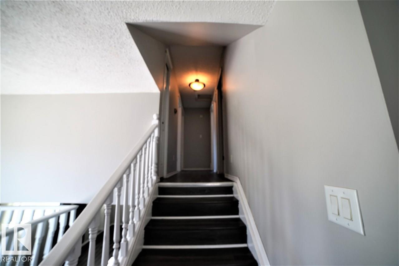 6041 40 Av Nw, Edmonton, Alberta  T6L 3P6 - Photo 28 - E4453623