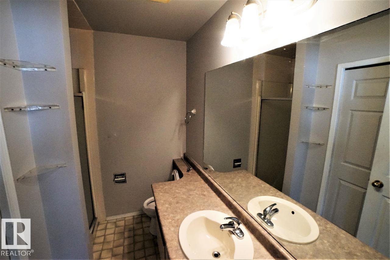 6041 40 Av Nw, Edmonton, Alberta  T6L 3P6 - Photo 32 - E4453623