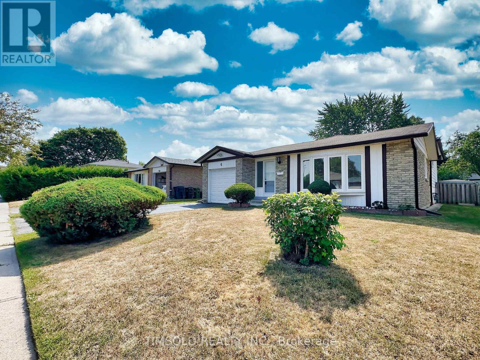 Property at 6 LOFTHOUSE SQUARE image 1