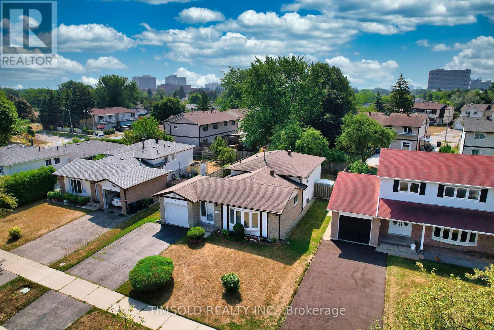 Property at 6 LOFTHOUSE SQUARE image 3